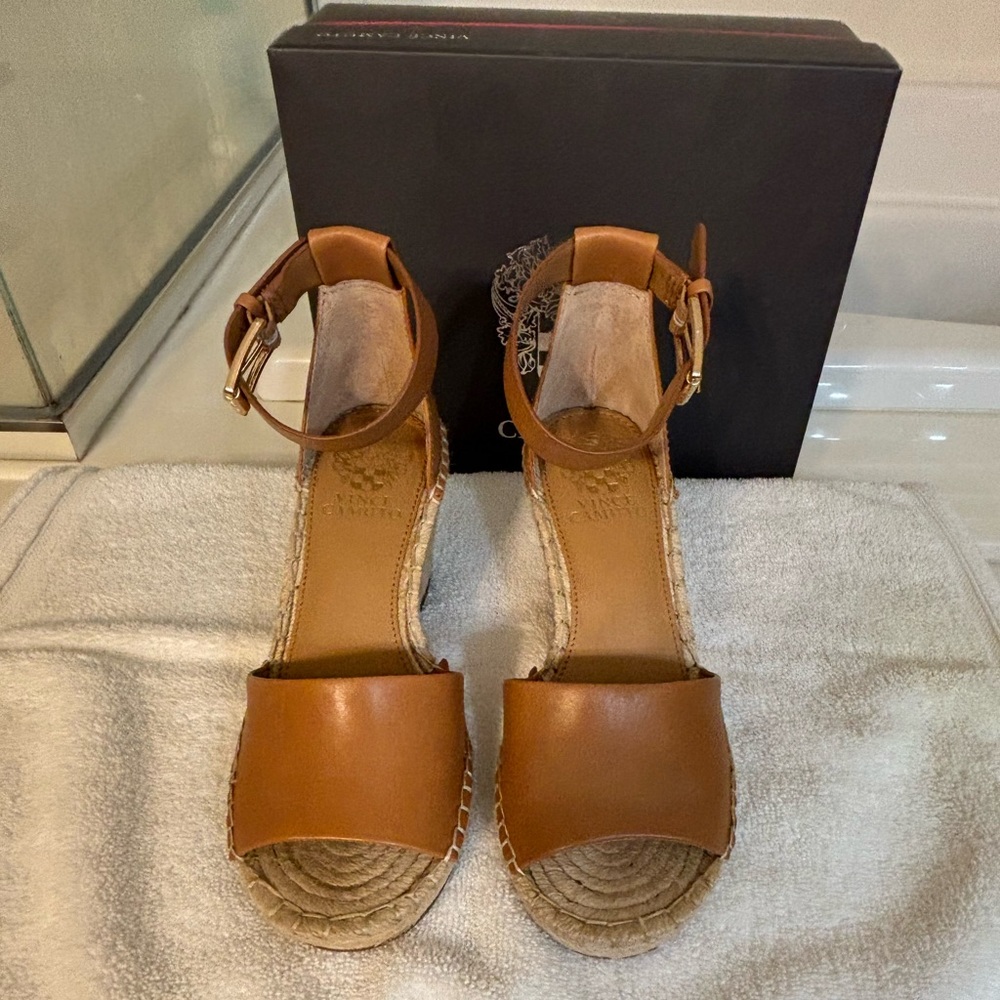 Vince Camuto Nude Wedge Sandals, size 7